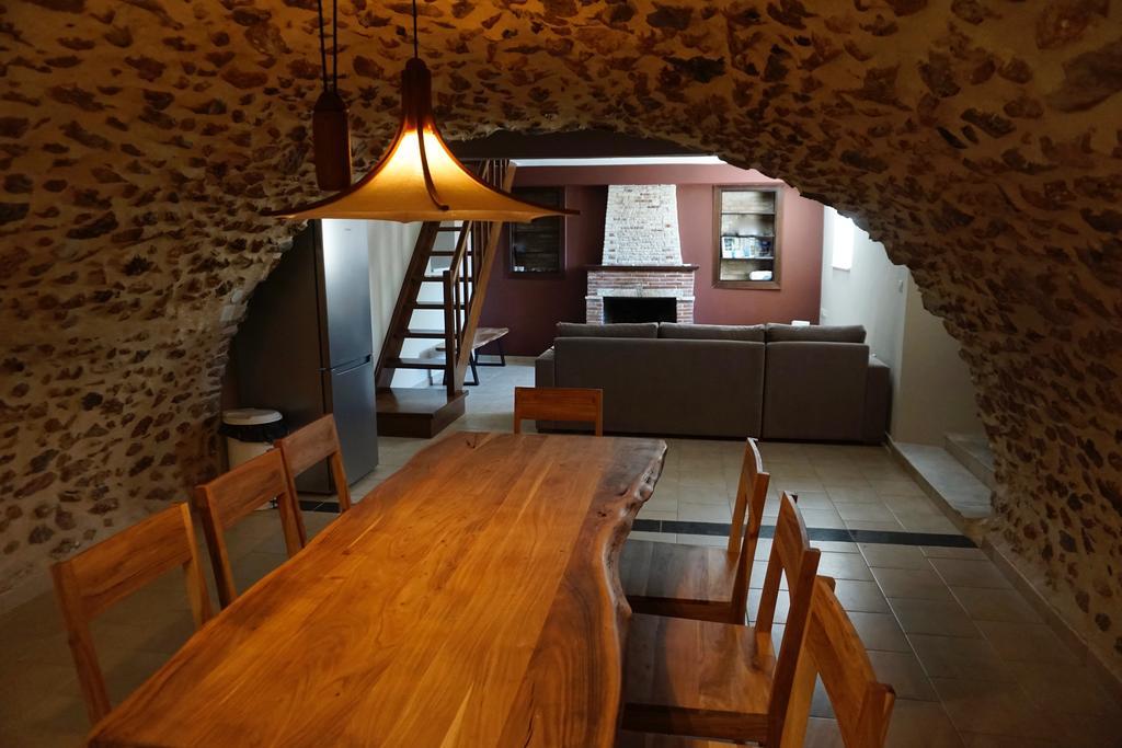 Vila Haus Kleopatra Leonídion Exteriér fotografie